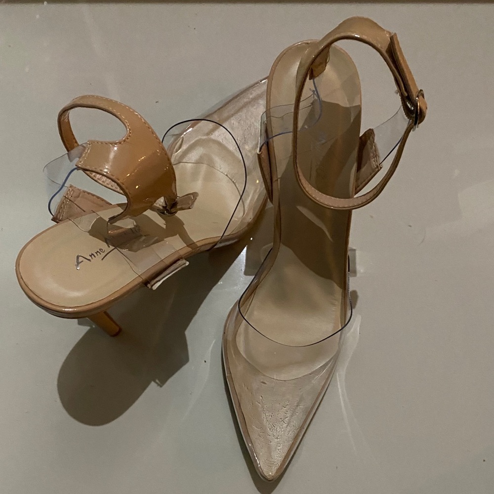 Pumps - Picture 2 of 2